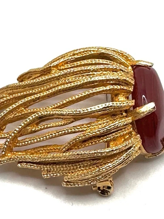 Vintage Hattie Carnegie Unsigned Gold Tone Brooch - Picture 3 of 9